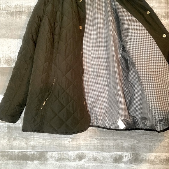 Jacket - Picture 3 of 3